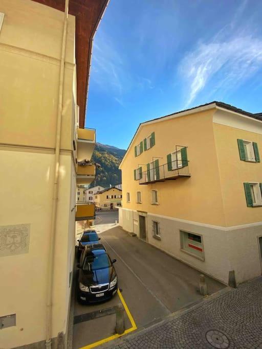 Casa Lalla Affittasi Nel Centro Di Poschiavo Eksteriør bilde