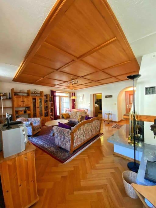 Casa Lalla Affittasi Nel Centro Di Poschiavo Eksteriør bilde
