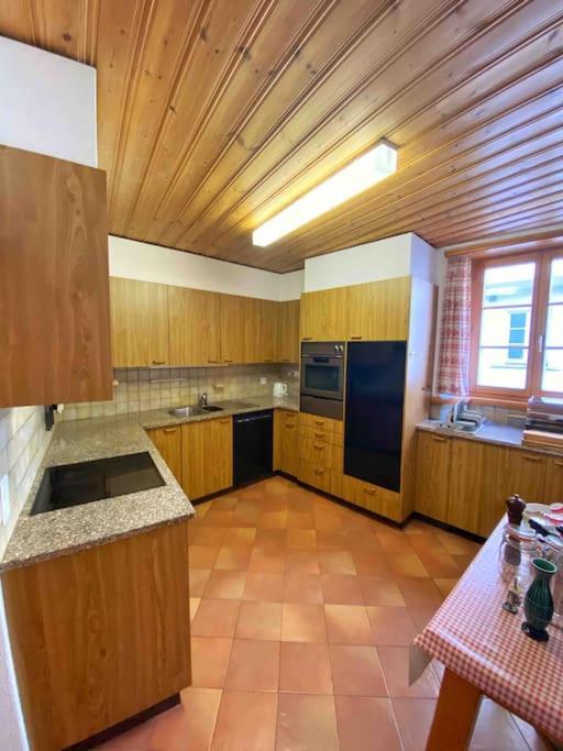 Casa Lalla Affittasi Nel Centro Di Poschiavo Eksteriør bilde